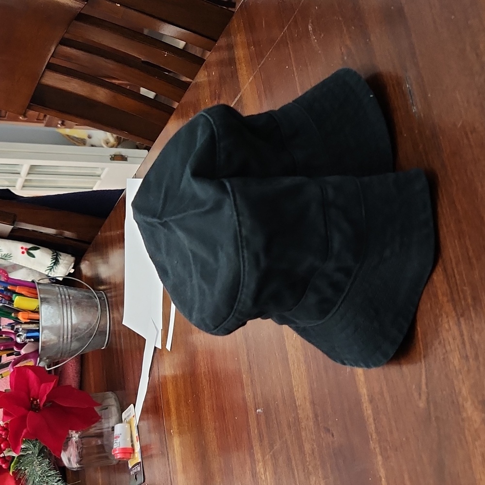 Foot locker Bucket hat
